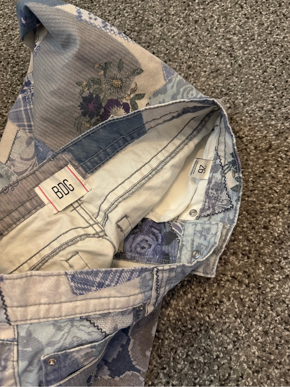 BDG Patchwork Floral Straight Leg Jeans in Blue and Cream - Picture 3 of 3
